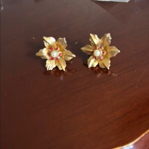 Gold Floral Earrings